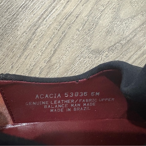 Hush Puppies Women’s Size 5 Black Leather Slip On Loafers Comfort Flex Cushioned - Picture 5 of 8